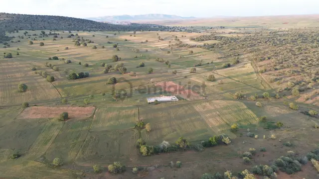 Konya / Akören / Hacılar Mahallesinde 2.365 M² Müstakil Tapulu Tarla 4