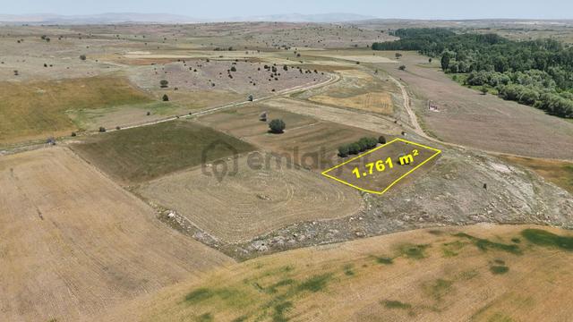 Konya / Akören / Çatören Mahallesinde 1.761 M² Müstakil Tapulu Tarla 1