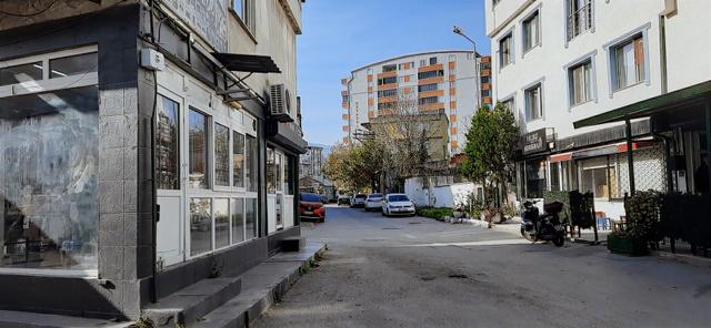 Duaçınarı Metro İstasyonuna 30 Metre Devren Kiralık Dükkan 4