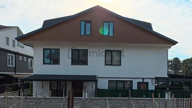 Kocaali’de Geniş Bahçeli, Denize Yakın 3+1 Villa 3