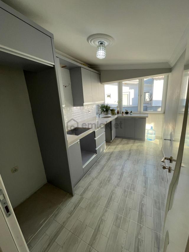 Cadde Üzerinde Fırsat 5+2 Daire 3