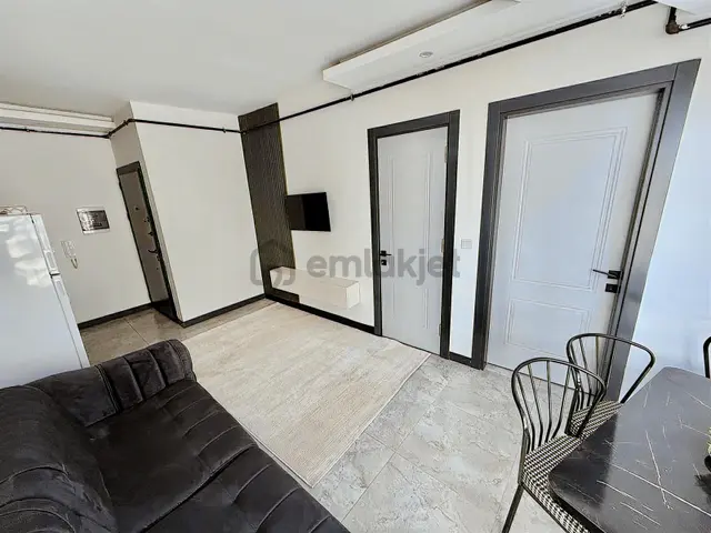 Saltak'ta Sıfır 2 Tane Kiracılı 1+1 Eşyalı Apart 3