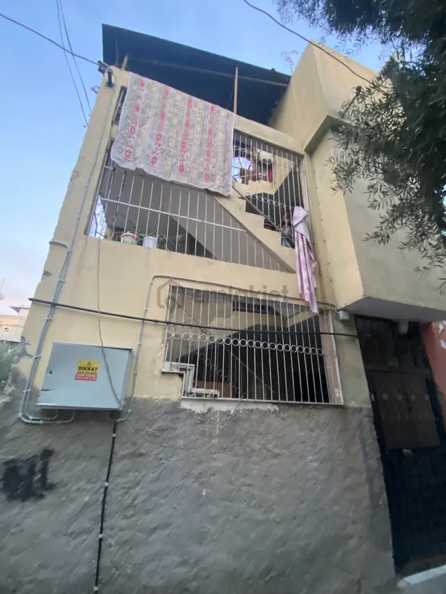 Yüreğır Karşıyaka’da Cazip Müstakil Ev 1