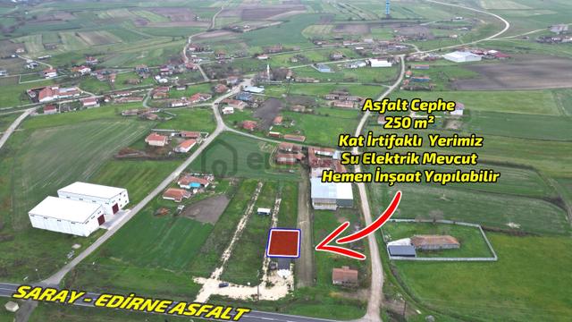 ꧁ Bahçedere'de ╣ 250 M² Ruhsat Projesi Hazır╠ Asfalt Cephe Arsa꧂ 5