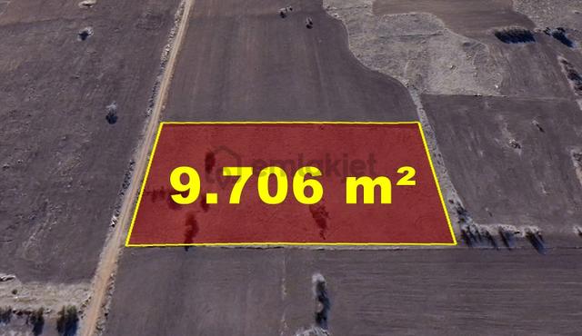 Konya / Akören / Orhaniye Mahallesinde 9.706 M² Müstakil Tapulu Tarla 2