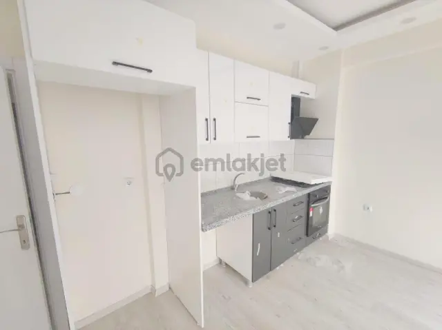 🟢🟣edremit'te Ebeveyn Banyolu Arakat Geniş 1+1 Daire Fırsatı 1