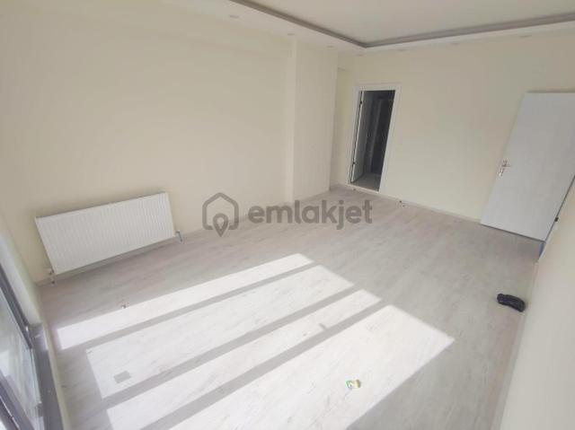 🟢🟣edremit'te Ebeveyn Banyolu Arakat Geniş 1+1 Daire Fırsatı 5