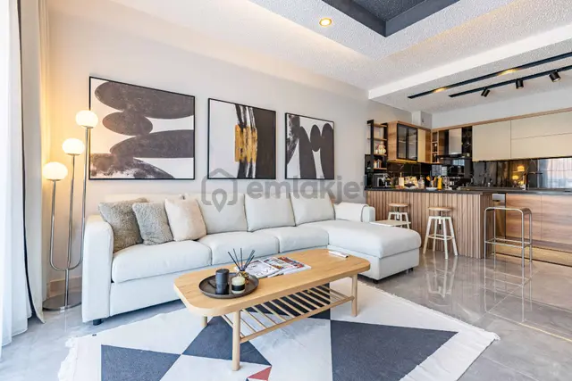 Nezih Bir Sitede 2+1 Satılık Daire 3