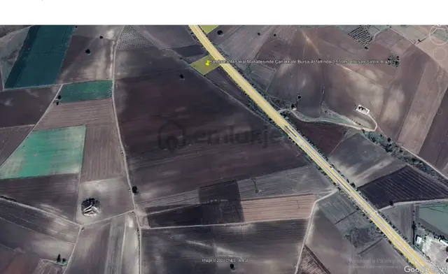Bandırma Aksakal'da 3,550 M2 Ana Asfalta Cepheli Satılık Arazi 4