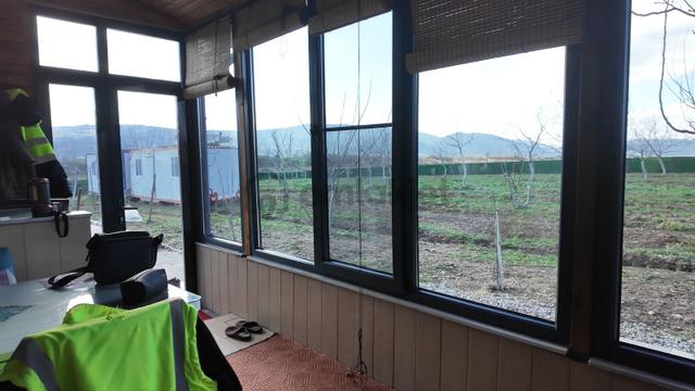 C21 Loca Gökçeyazı'da Şahane Ahşap Çiftlik Evi Ve Meyve Bahçesi 5