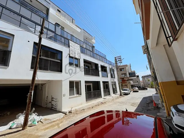 Fiyatı Düştü Çiğli Şirintepe De Sıfır 5+1 Satılık Daire 2