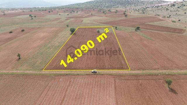 Konya / Akören / Hacılar Mahallesinde 14.090 M² Müstakil Tapulu Tarla 5