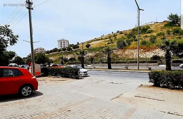 Bergama Fatih Mah İzmir Caddesi Üzerinde 1+1 Teraslı Kiralık Daire 2