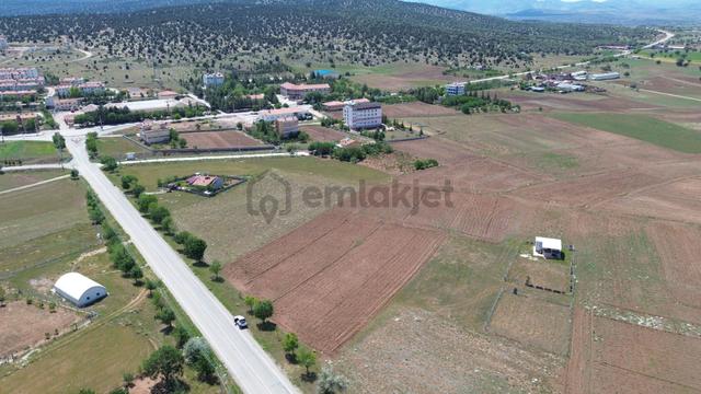 Konya / Akören / Tülce Mahallesinde 812 M² Müstakil Tapulu Konut İmarlı Arsa 2