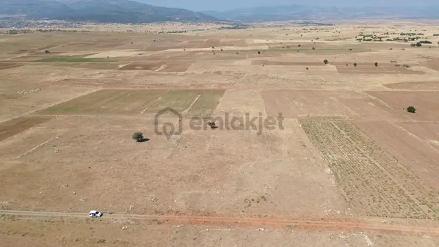 Konya / Akören / Orhaniye Mahallesinde 16.566 M² Müstakil Tapulu Tarla 2
