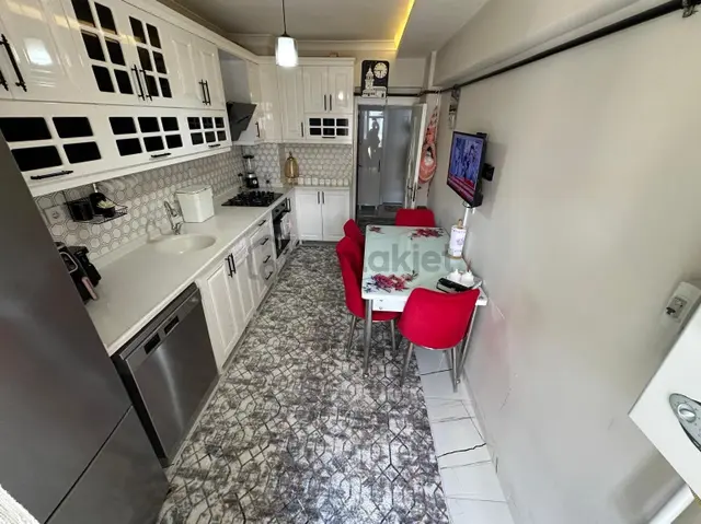 Hayal^den Ahievran Cad. Üzerinde E. Banyolu Geniş Full Yapılı Ön Cp. 3+1 Fırsat Daire ! 3