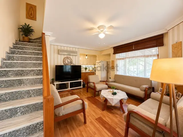 Çanakkale Küçükkuyuda Site İçinde Bahçeli Satılık Villa 2