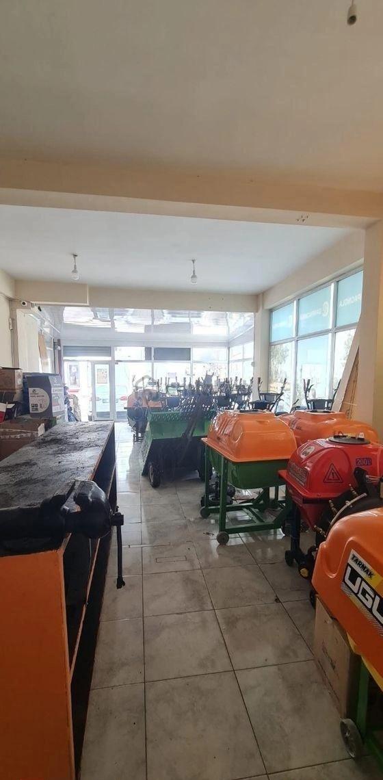 Kayacık Caddesi Üzerinde 122 M2 Her İşe Uygun Satılık İşyeri 5
