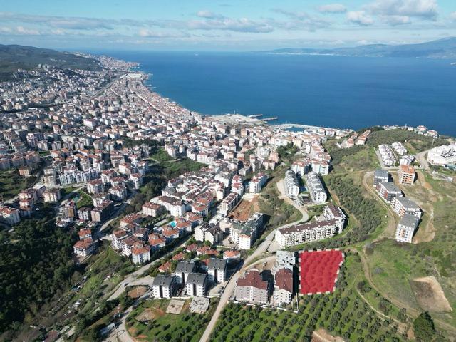 Elfi'den Güzelyalı Burgaz'da Deniz Manzaralı 2.680m2 İmarlı Arsa 4