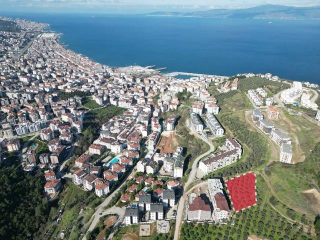 Elfi'den Güzelyalı Burgaz'da Deniz Manzaralı 2.680m2 İmarlı Arsa 5