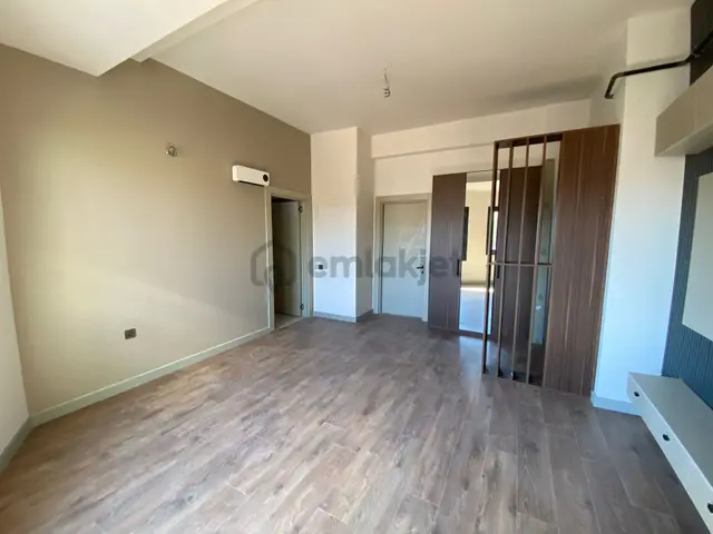 Karınca'dan 2.5 Ç. Yoluna Yürüme Mesafesinde Yerden Isıtmalı 1+1 3