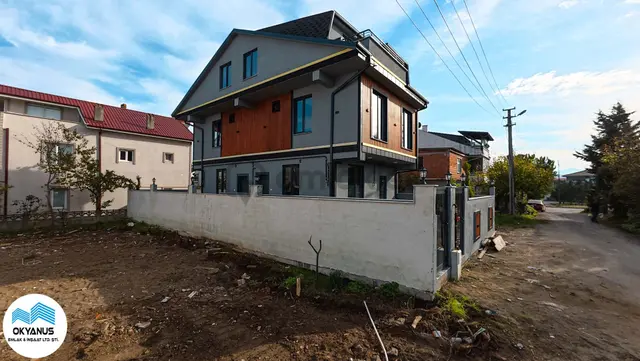 Sakarya Kocaali De Ön Ve Arka Cephe Seçenekli 3+1 Villa 3