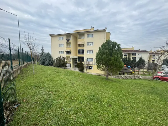 Re/max Mavi'den Korucuk Toki Evlerinde Satılık 3+1 Daire Re/max Mavi'den Korucuk Toki Evlerinde Satılık 3+1 Daire