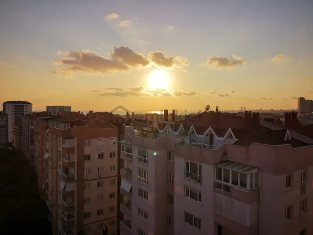 Altayçeşme Kayalarkent Sitesi 4+2 Kiracılı Satılık Dublex 2