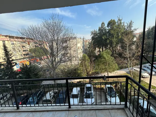 🏡hafsa Sultan Mahallesi🏡site İçi ✅3+1 Den 2+1 Çevrilmiştir 120 M2 11 Katlının 3 Katı Özelikl 3