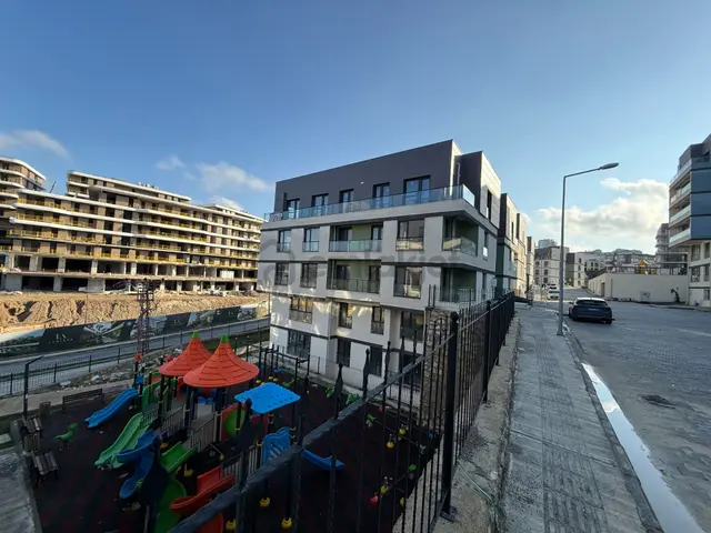 Menderes Güzelyalı Toki'de 3+1 Kap.mutfak Satılık Daire 4