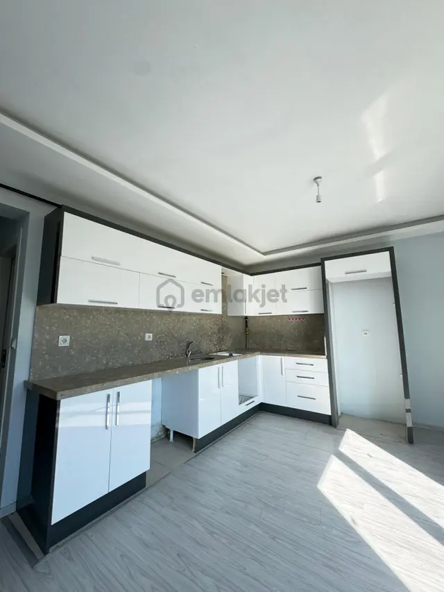 🏡muradiye Mahallesi🏡site İçi ✅2+1 85 M2 3 Katlının Zemin Katı 1