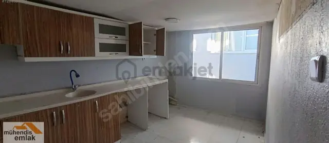 Gediz İnönü Mah. 2. Kat 3+1 115 M2 İzban Semt Garajına Arkasında 4