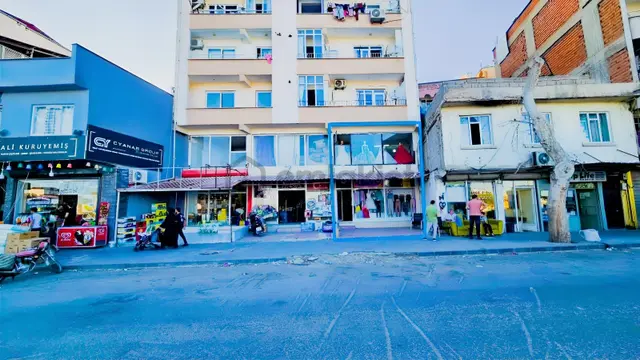 Rızık Gm' Den Çarşı Merkezde Satılık İş Yeri 1