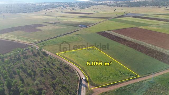 Akören Karahüyük De 5.056 M2 Müstakil Tapulu Arazi 4