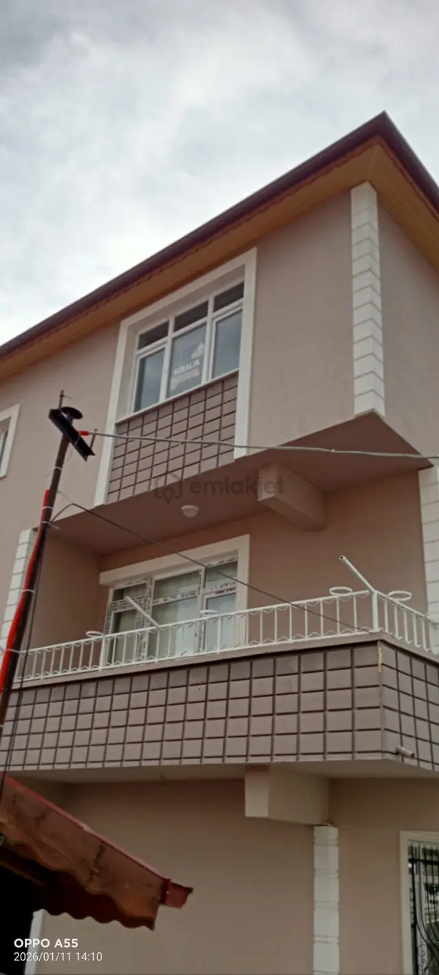 Adalet Gold Group Emlak'tan Kiralık Daire 2+1 Doğalgazlı Uygun Fiyata 3