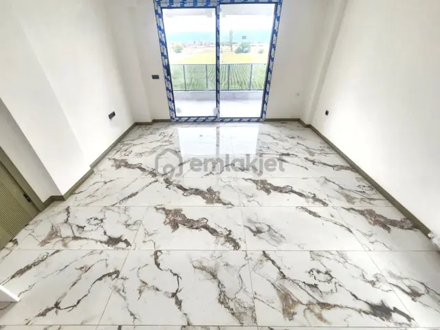 Aygülden Burhaniye Bahçelievler'de Sıfır Kat Ve Cephe Seçenekleriyle Doğalgazlı 1+1 Satılık Daireler 3