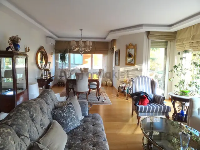 Yeşilyurt Ekin Sokak 4+1 180 M2 Satılık Arakat Satılık Daire 5