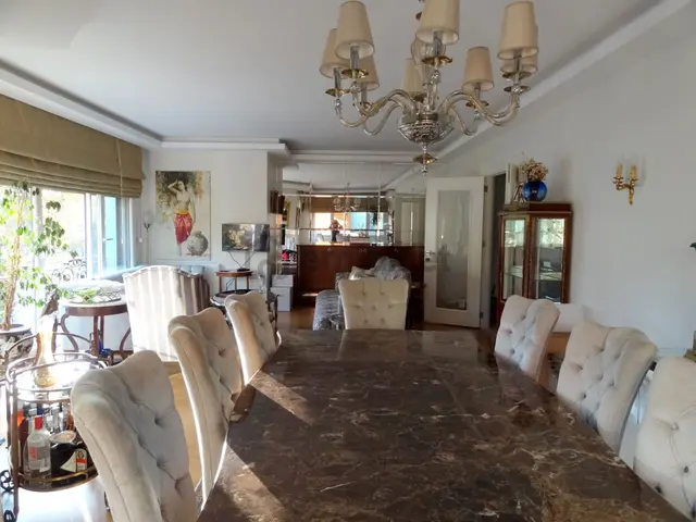 Yeşilyurt Ekin Sokak 4+1 180 M2 Satılık Arakat Satılık Daire 3
