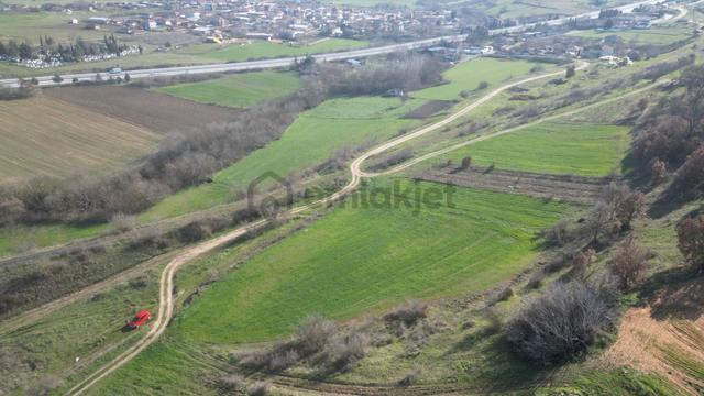B&u Gayrimenkul'den Taşağılda Yolu Olan Arsa Adayı 2.828 M2 3