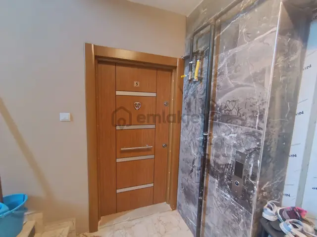 Arifiye Cumhuriyet Mahallesinde Havuzlu Daireler 4
