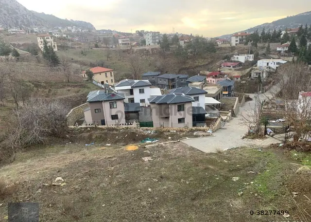 Doğanın Kalbinde, Ruhsatlı Hayalinizdeki Yayla Evi Yeri! 3