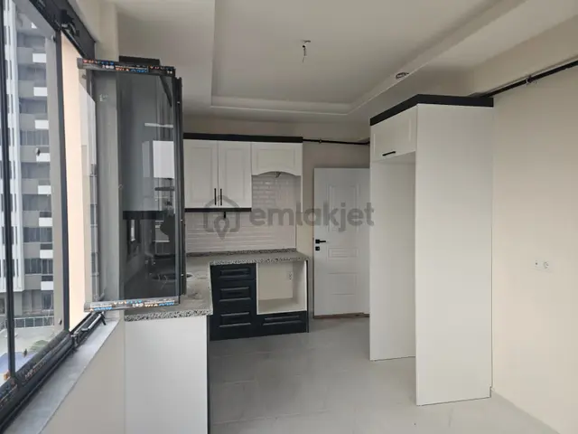 Karınca'dan E.mezitli'de Sıfır Yapılı Yüksek Krediye Uygun 2+1 3