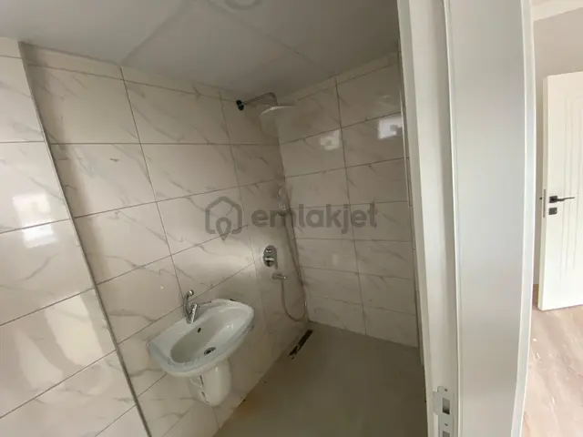 Giresun Merkez Erikliman Mahallesinde Deniz Manzaralı Satılık 3+1 Sıfır Daire 5