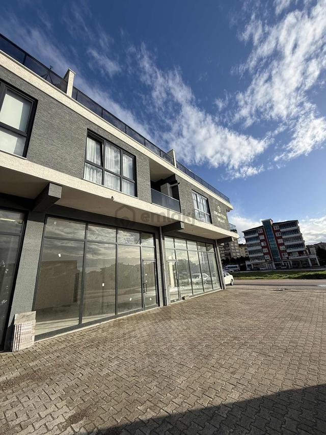 Dialog Altun'dan Güneştepede Eczaneye Uygun Kiralık İşyeri 3