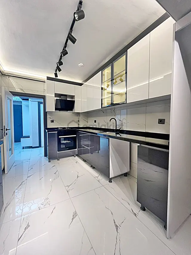 Keçiören Atapark Göbek'te 4+1 Katta Giyinme Odalı Full Yapılı 2