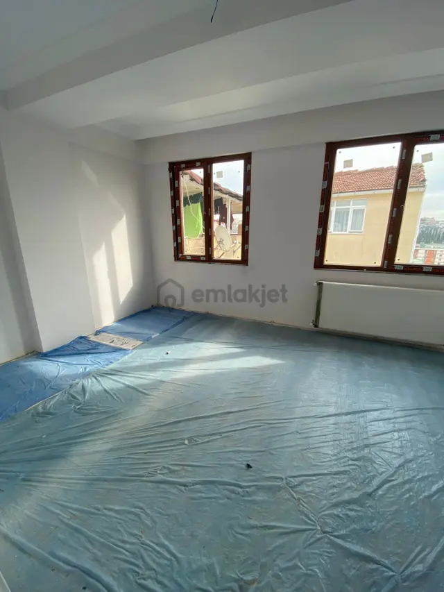Sonton Gayrimenkul'den Yaymeydanı Caddesinde 170 M2 Satılık Sıfır Dublex 3