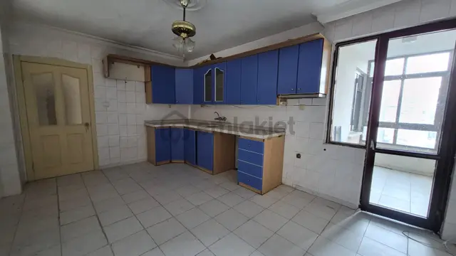 Karınca'dan Medicalpark Hastanesi Yanı Bulvar Üzeri Geniş 4+1 1