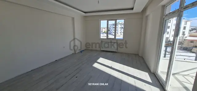 Develi Harman Mahallesi'nde Satlık Geniş 3+1 Lüks Daire 4