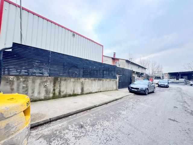 Pendik Kurtköy Sanayide Etrafı Çevrili 300m2 Depolama Alanı Arsa 4