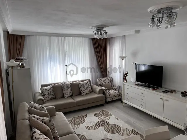 Meltem 'de Site İçerisinde Full Eşyalı 2+1 Geniş Kiralık Daire 4